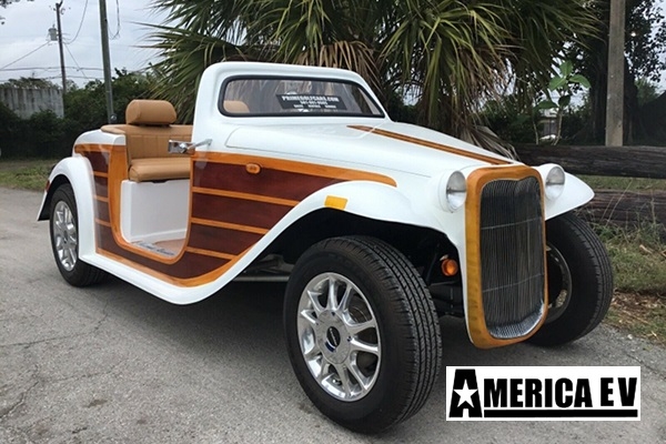 White Woody California Roadster 4 Passenger Golf Cart affordable golf cart rental, golf cart rent marathon